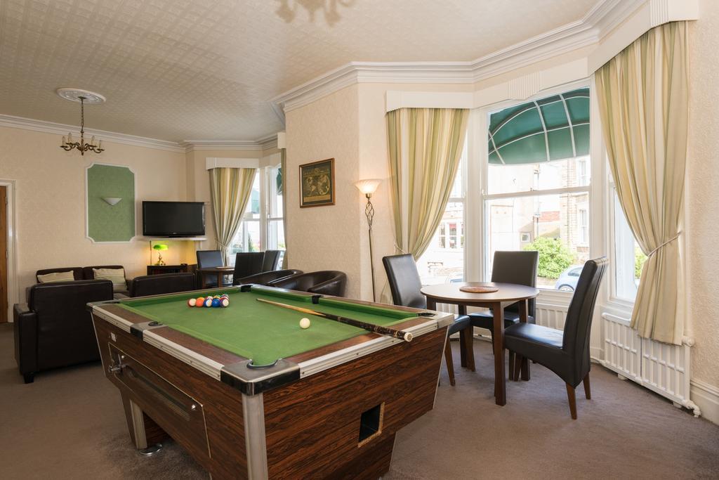 The Sea Crest Hotel Morecambe Bagian luar foto