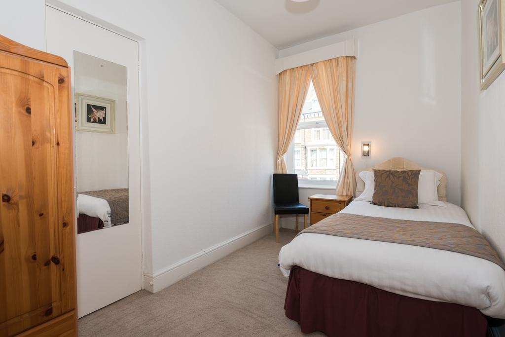 The Sea Crest Hotel Morecambe Ruang foto